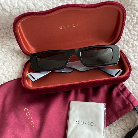 Gucci Accessories - Women’s Gucci Sunglasses